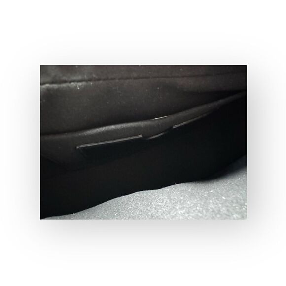 Balmain Leather Shoulder Bag - Picture 7 of 9